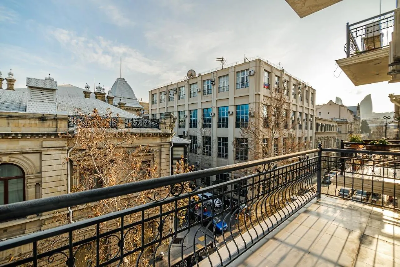 Luxury Apartment In Targovu Baku