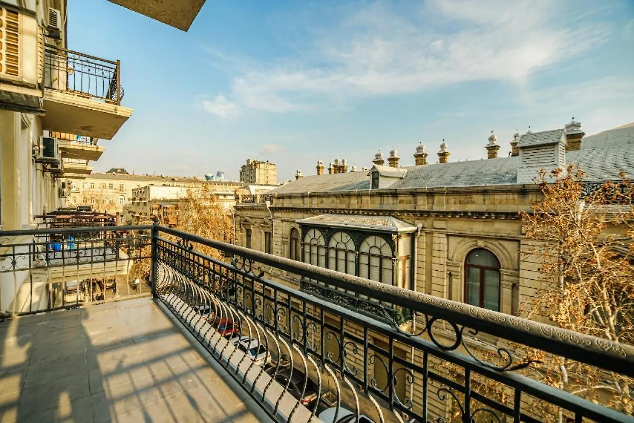 Luxury Apartment In Targovu Baku Azerbaijan